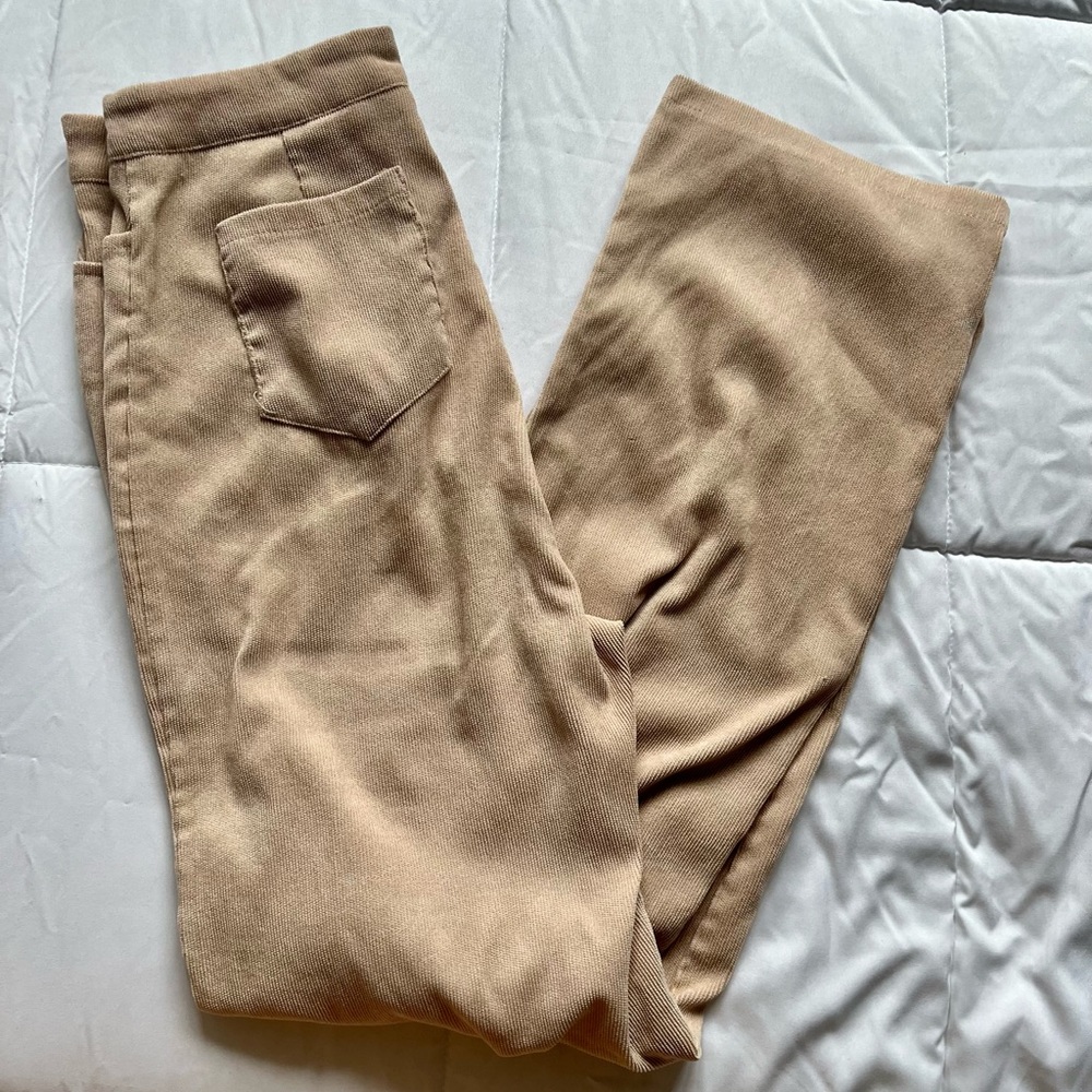 Women’s Cream Corduroy Pants- Size Medium